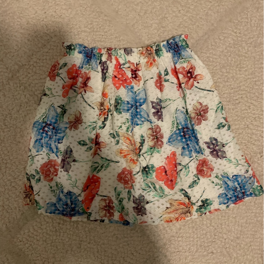 Zara girls floral mini skirt WITH TAGS